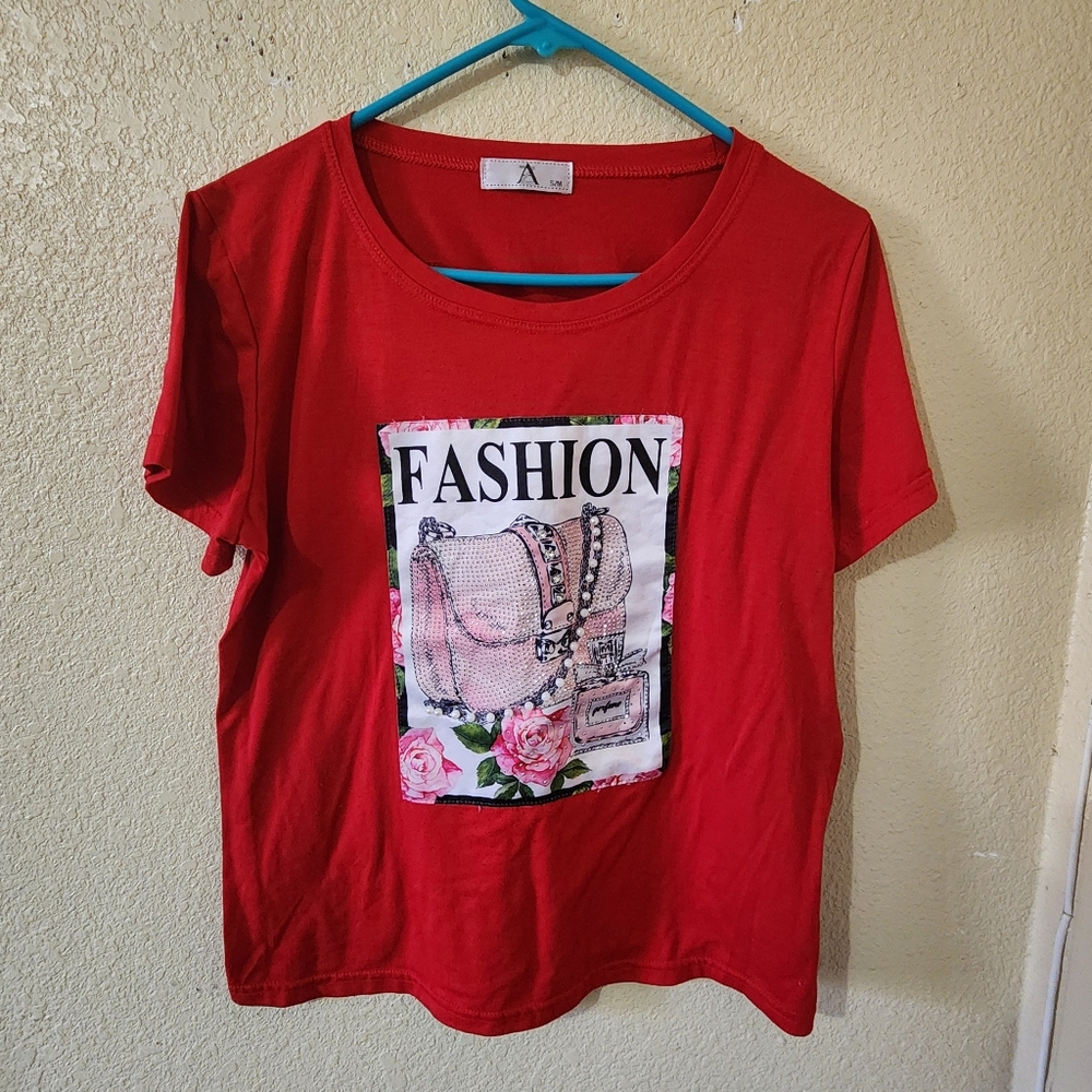 Vibrant Red Short Sleeve Tee with Graphic Print